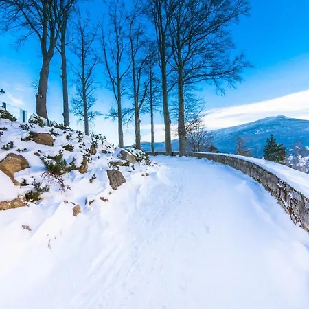 Hotelove Z Biokominkiem Stara Kuznia דירה קרפאז'