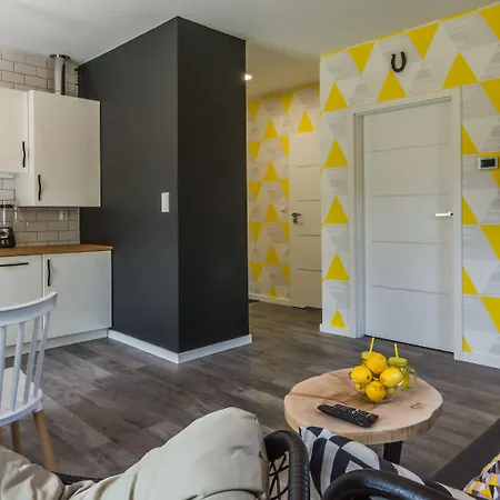 Hotelove Z Biokominkiem Stara Kuznia