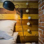Hotelove Z Biokominkiem Stara Kuznia Appartement
