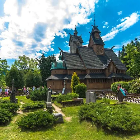 Lägenhet Hotelove Z Biokominkiem Stara Kuznia