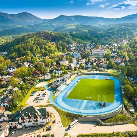 Hotelove Z Biokominkiem Stara Kuznia