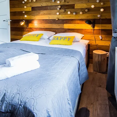 Apartment Hotelove Z Biokominkiem Stara Kuznia *