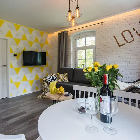 Hotelove Z Biokominkiem Stara Kuznia